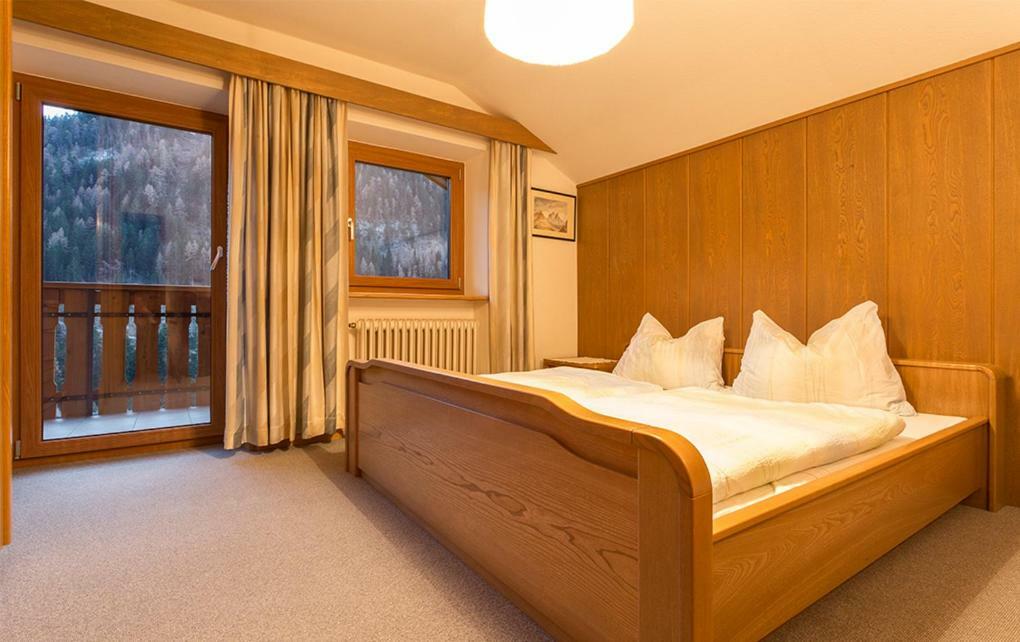 Appartamenti Elbrus Santa Cristina Val Gardena ภายนอก รูปภาพ