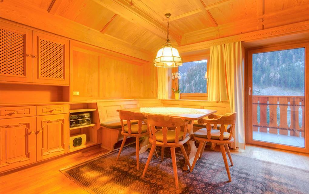 Appartamenti Elbrus Santa Cristina Val Gardena ภายนอก รูปภาพ